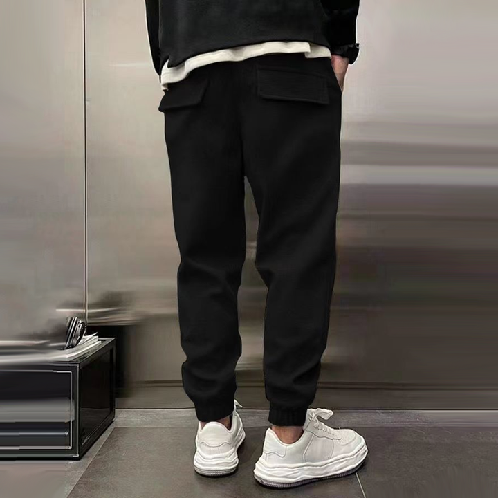 Comfortabele Losse Sportbroek voor Heren van Warm Polyester met Elastische Taille en Functionele Zakken 6